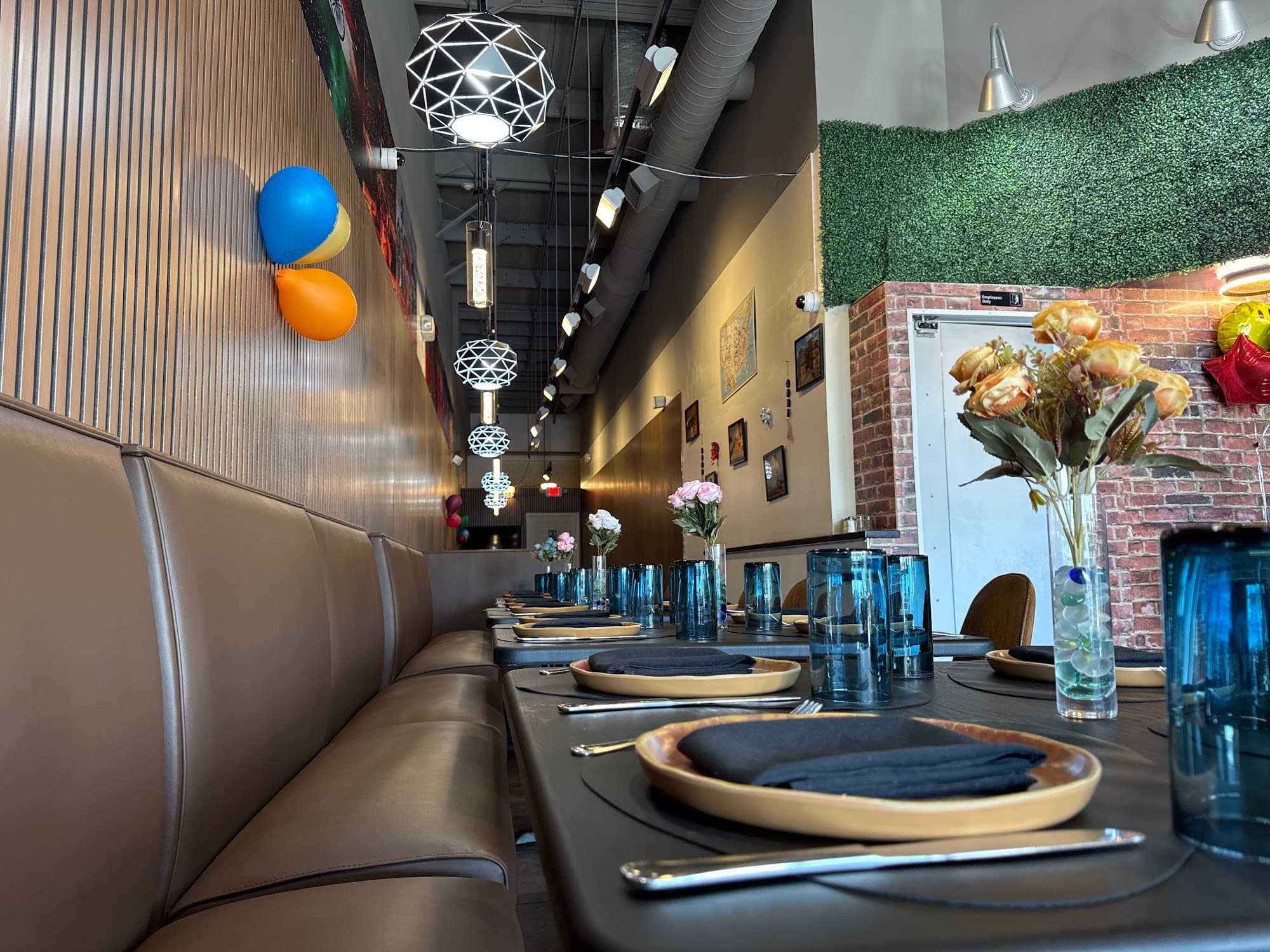 Jashn restaurant ambience